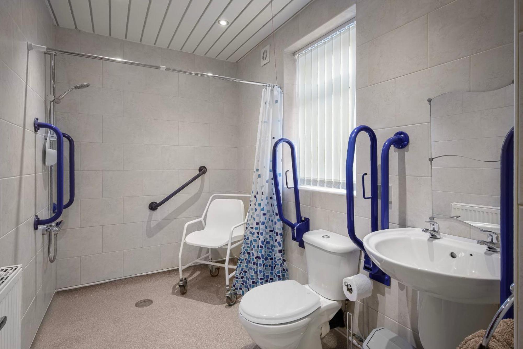 Arnside - Spacious 10-Bedroom Seaside Cottage Blackpool Dış mekan fotoğraf